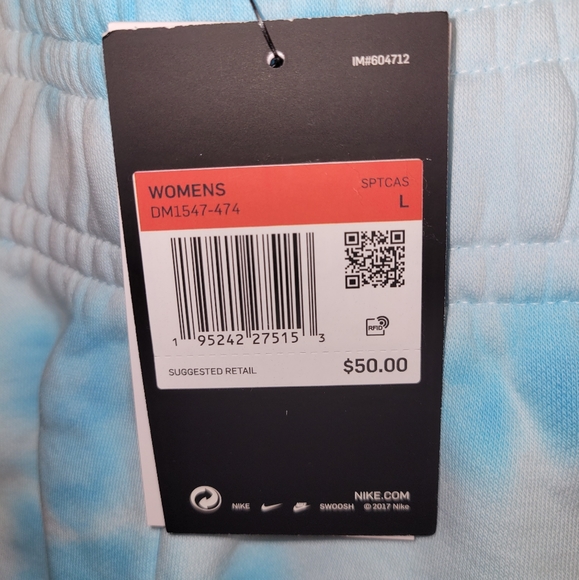 Nike Women's Sportswear Fleece Shorts Size Large Blue Cloud DM1547-474 New - Picture 7 of 8